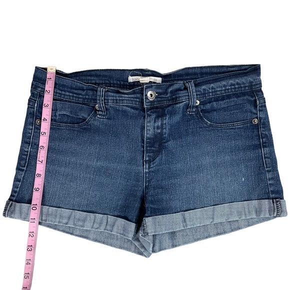 Forever21 Denim size 30 jean shorts & No Boundaries dark khaki shorts EUC - Picture 6 of 16